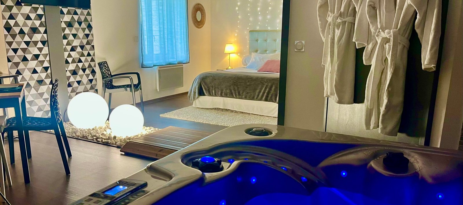 Chambre d'hôte La Suite Minérale au Relais de la Hardiesse.